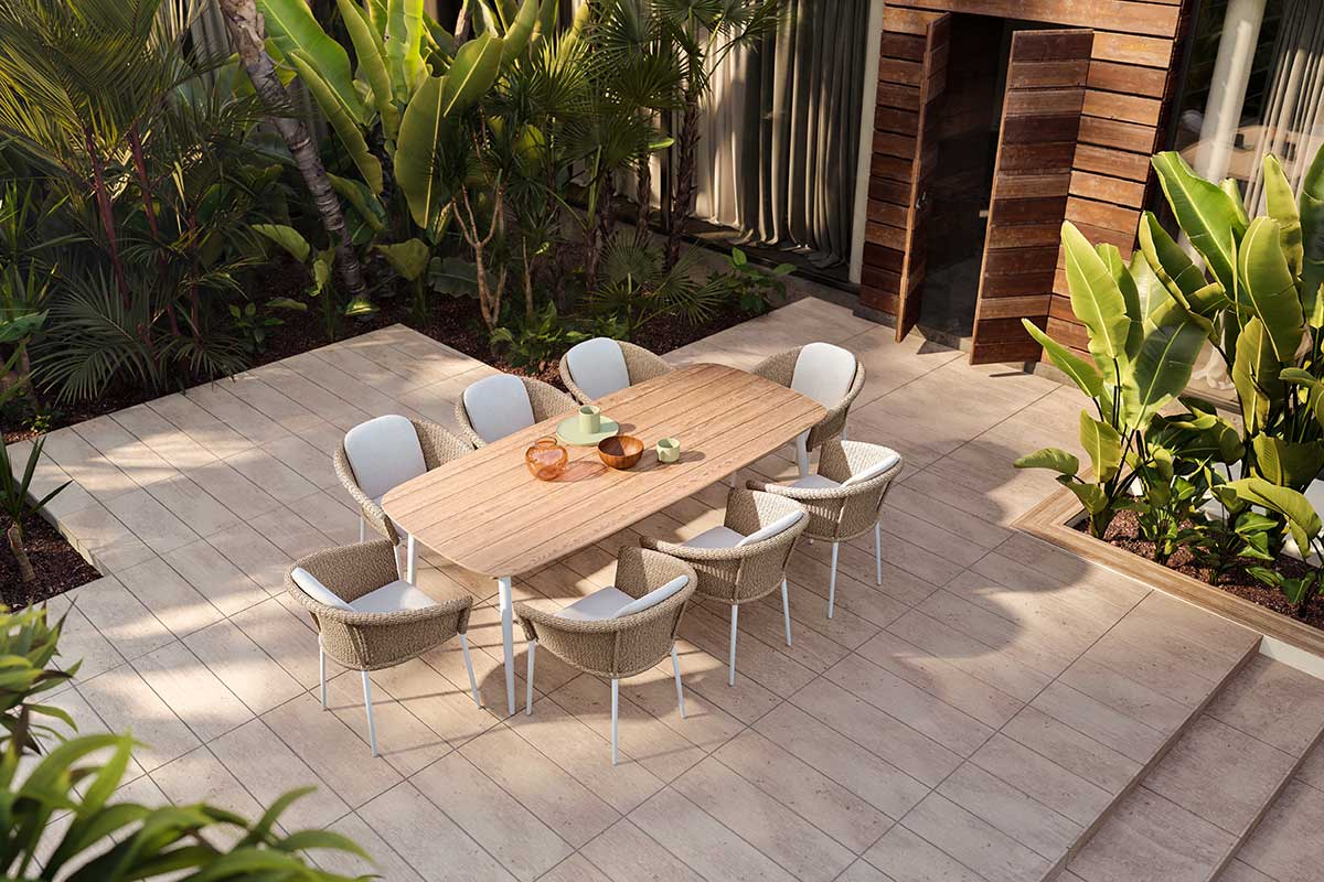 files/Nikita--Outdoor--Dining--Table-Set-For--8_eaf17f80-0409-4733-b330-657633b8afd3.jpg